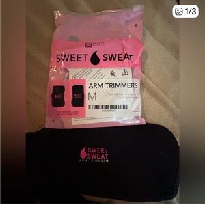 Sweet Sweat Arm Trimmers - Black and Pink